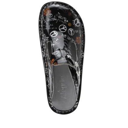 Alegria Women's Classic Peace & Love Clog