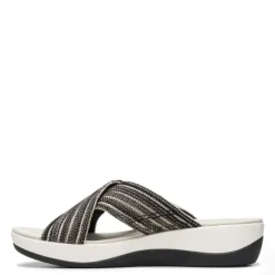 Clarks Arla Wave Women's Sandal – Lightweight & Cushioned