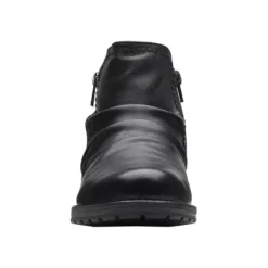Clarks Aspra Walk Women’s Ankle Boot – Comfort & Grip