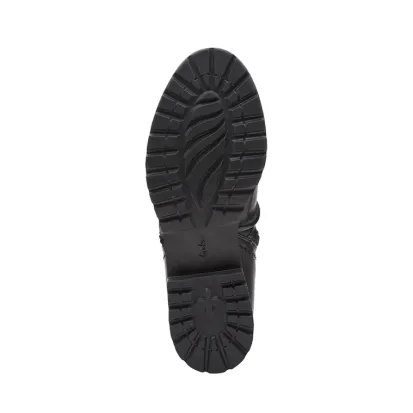 Clarks Aspra Walk Women’s Ankle Boot – Comfort & Grip