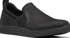 Clarks Breeze Bali Slip-On Shoe – Cushioned Comfort & Non-Slip Sole