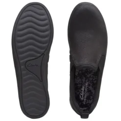 Clarks Breeze Bali Slip-On Shoe – Cushioned Comfort & Non-Slip Sole