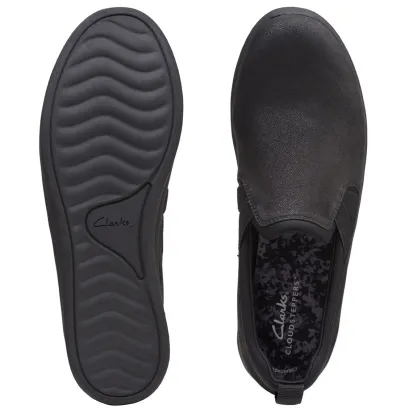 Clarks Breeze Bali Slip-On Shoe – Cushioned Comfort & Non-Slip Sole