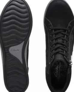 Clarks Breeze Glide Women's Sporty Sneaker Bootie