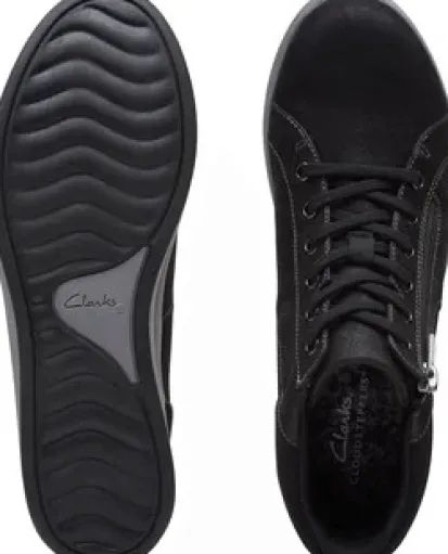 Clarks Breeze Glide Women's Sporty Sneaker Bootie