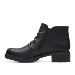Clarks Hearth Dove Women's Black Leather Boot