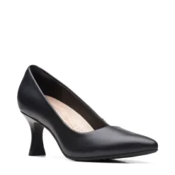 Clarks Kataleyna Gem Leather Pump