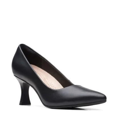 Clarks Kataleyna Gem Leather Pump