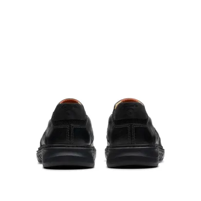 Clarks Men's Un Briley Step Black Leather Slip-On