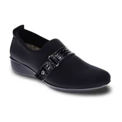 Genoa Women's loafer with a removable, comfortable supportive footbed