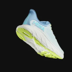 Hoka Arahi 7 Women's Running Shoe with stability and cushioning.