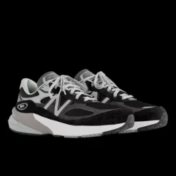 Men's New Balance 990v6 - Premium Comfort & Style