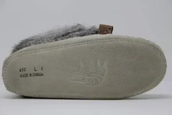 Moccasins Beaded Fur Collar