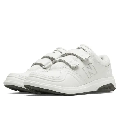 New Balance 813 Women's Leather Walking Shoe - Comfort & Support