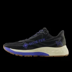 New Balance Fresh Foam X 880v13 Gore-Tex Women's Waterproof Running Shoe