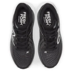New Balance 860v13 – Stable Comfort for Every Distance