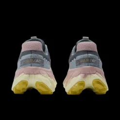 New Balance Women's Fresh Foam X More Trail v3