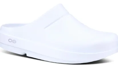 OOFOS Men’s White OOclog