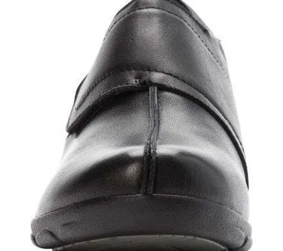 Propet Willa Women's Slip-On Shoe