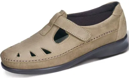 Roamer Slip On