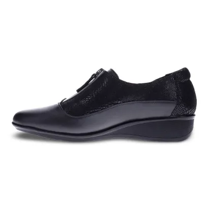 Women's Revere Tangier front zip shoe