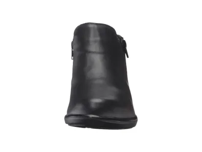 Women's stylish and comfortable Helm by Naot Bootie